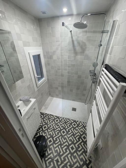 Appartement Ancien A Orléans Eksteriør bilde